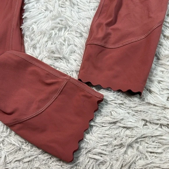 Lululemon Align Scalloped Hem High-Rise Crop 23" Brier Rose - Picture 3 of 6
